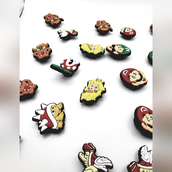 Mario Brother's Croc Charms - Picture 2 of 6